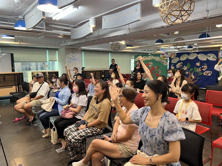 現場家長及學員踴躍參與有獎徵答環節