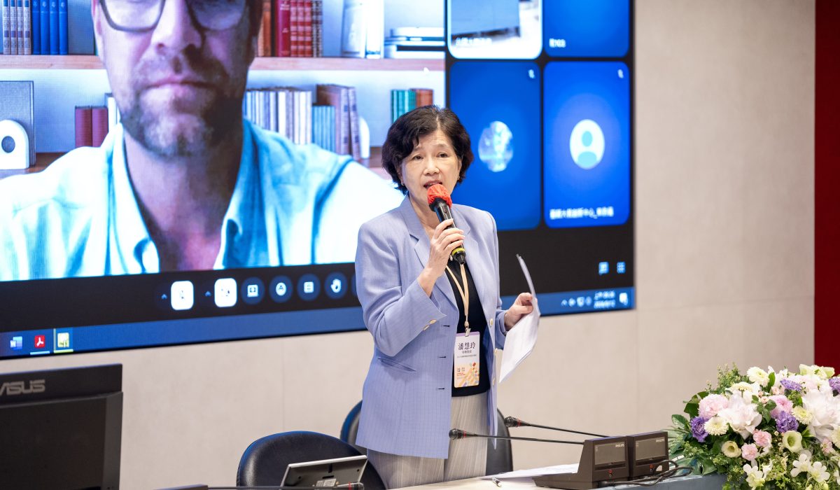 主題演講，由淡江大學潘慧玲特聘教授主持，邀請美國National University Sanford Harmony的Nick Yoder博士線上演講